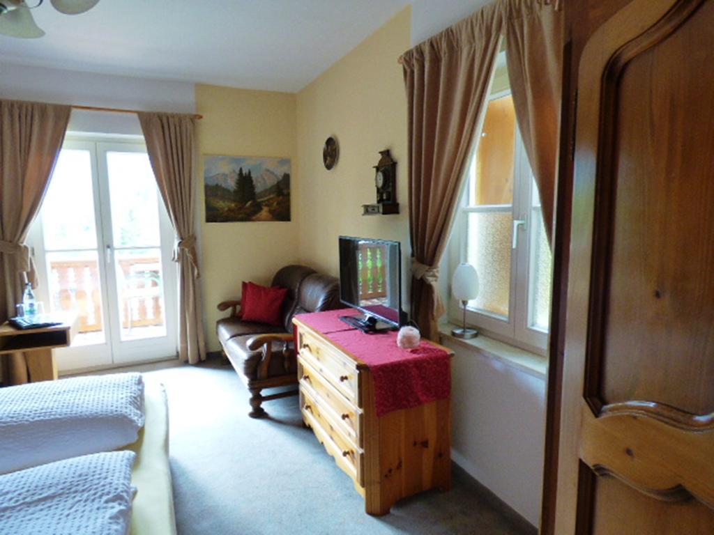 Baeckeralm - B&B 16 + Mittenwald Exterior foto
